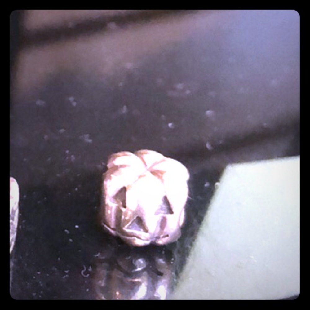 Pandora jack o lantern bead.
